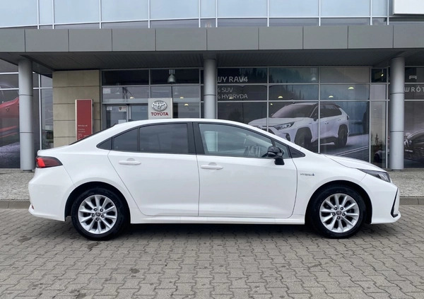 Toyota Corolla cena 87900 przebieg: 94756, rok produkcji 2020 z Kalisz małe 497